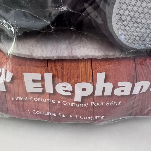 Incharacter Lil’ Elephant costume - Picture 13 of 15